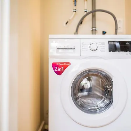 Elegant 2 Bedroom Serviced 54m2 -mst40e-