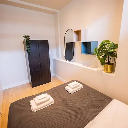 Elegant 2 Bedroom Serviced 54m2 -mst40e- * Rotterdam